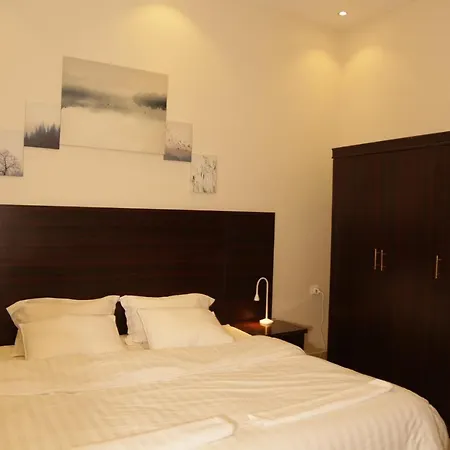 Spacious Apartments At Basla St 3 Mins From King Fahd Stadium Riyadh Exterior photo