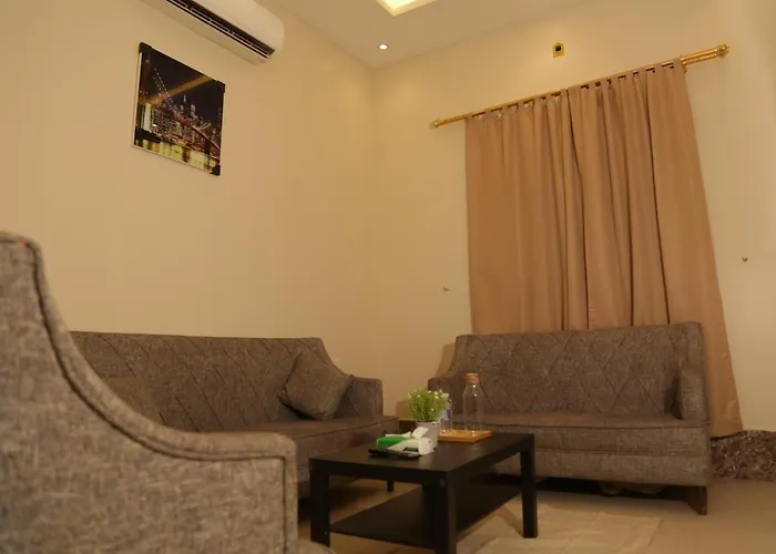 Spacious Apartments At Basla St 3 Mins From King Fahd Stadium