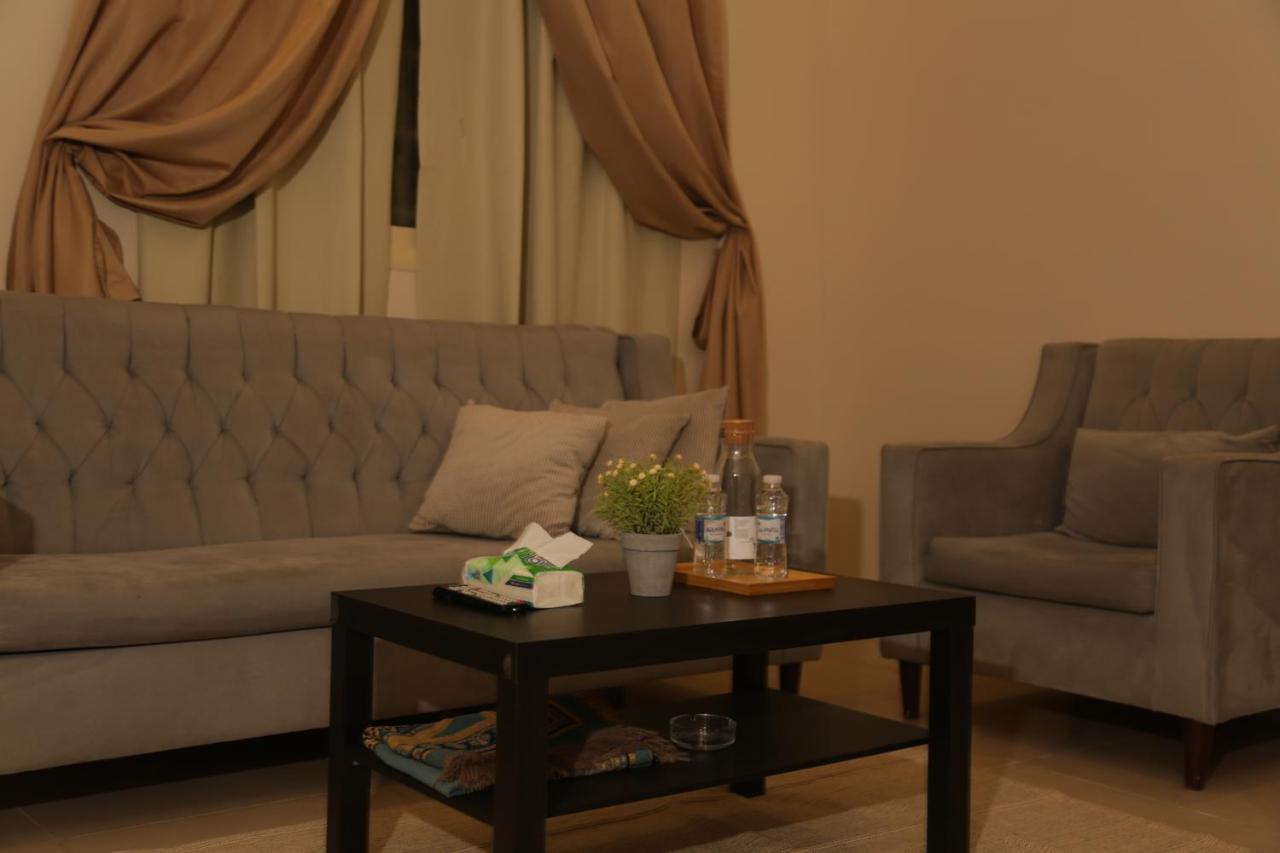 Spacious At Basla St 3 Mins From King Fahd Stadium * Riyadh